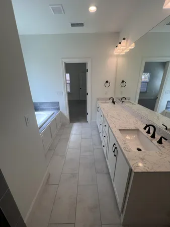 $2,500 | 322 Cowboy Lane, Wolfforth, TX 79382
