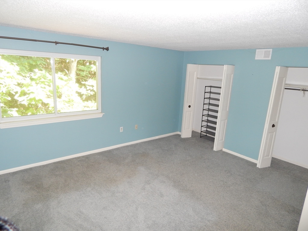 16 Beal's Cove Road, Unit D Hingham, MA 02043 - Photo 11 of 30 Gallery Image 11