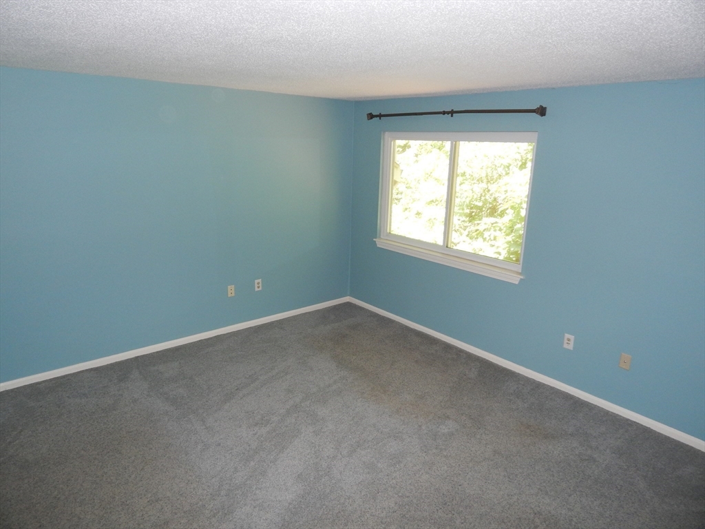 16 Beal's Cove Road, Unit D Hingham, MA 02043 - Photo 14 of 30 Gallery Image 14
