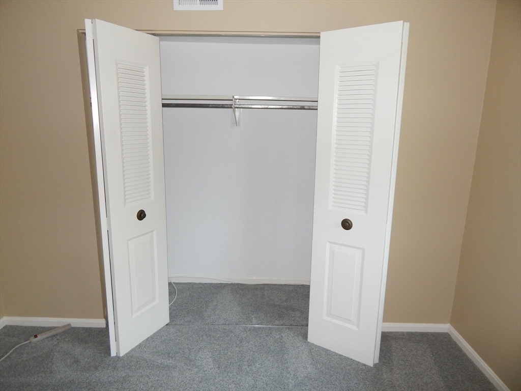16 Beal's Cove Road, Unit D Hingham, MA 02043 - Photo 18 of 30 Gallery Image 18