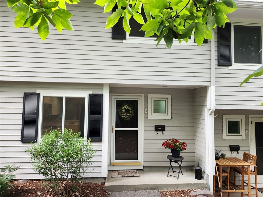 16 Beal's Cove Road, Unit D Hingham, MA 02043 - Photo 2 of 30 Gallery Image 2
