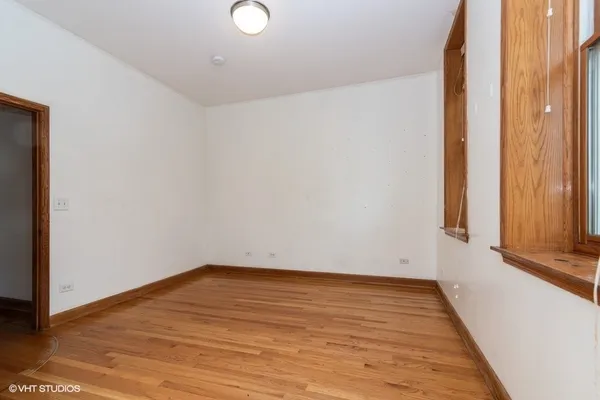 $2,400 | 819 South Carpenter Street, Unit 3F, Chicago, IL 60607