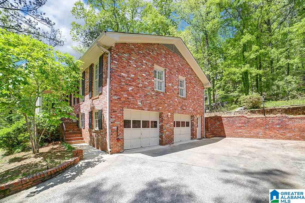 1632 Moss Rock Road Birmingham, AL 35226 - Photo 2 of 36