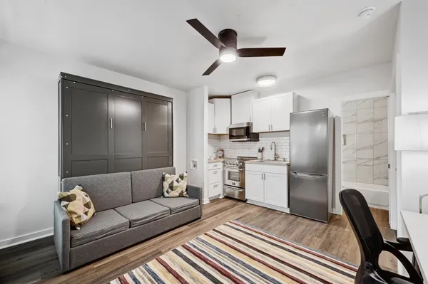 $1,500 | 2802 Whitis Avenue, Unit 106, Austin, TX 78705