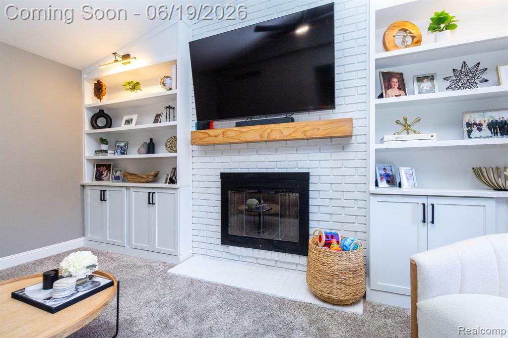 21508 Hall Road Trenton, MI 48183 - Photo 13 of 43