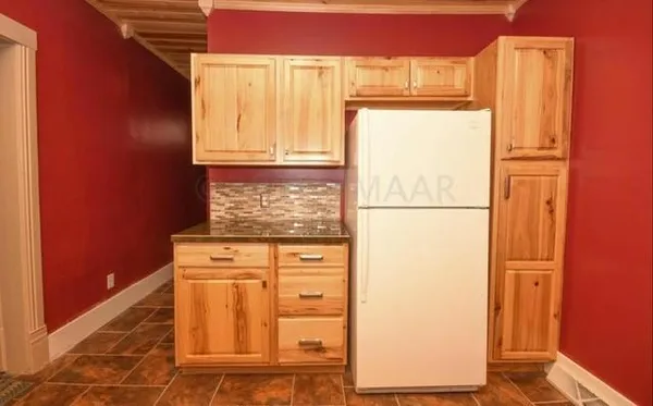 $225,000 | 1342 3rd Avenue South, Fargo, ND 58103