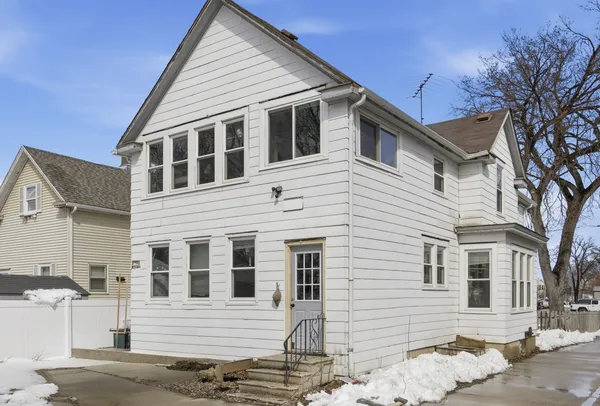 $225,000 | 1342 3rd Avenue South, Fargo, ND 58103