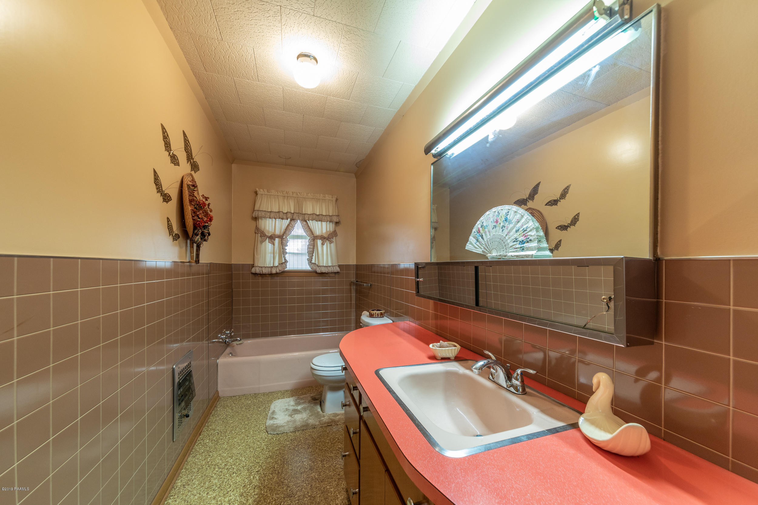 2705 Captain Cade Road, Unit 1 Broussard, LA 70518 - Photo 9 of 14 2705CaptainCade-31