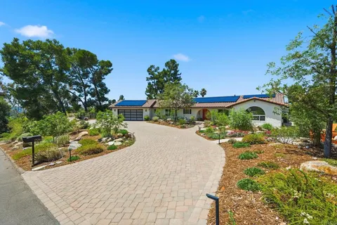 $2,195,000 | 13216 Silver Saddle Lane, Poway, CA 92064