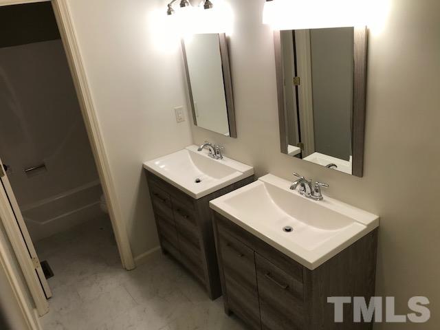 659 Corbett Road Clayton, NC 27520 - Photo 13 of 24 Gallery Image 13