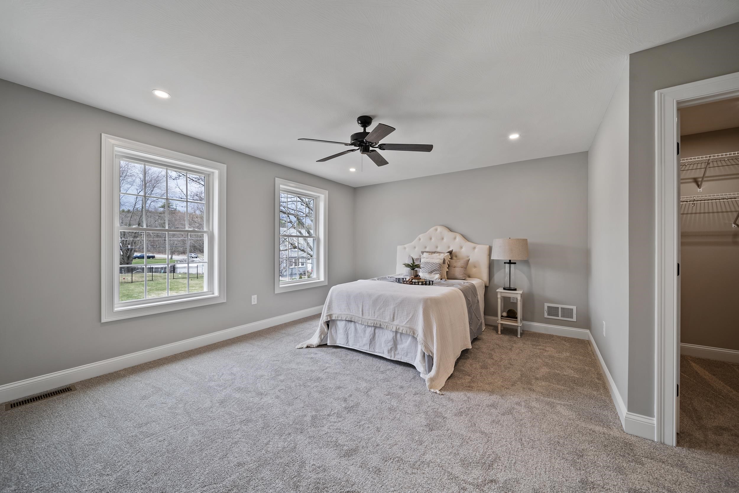 8 Hillside Avenue Derry, NH 03038 - Photo 15 of 32