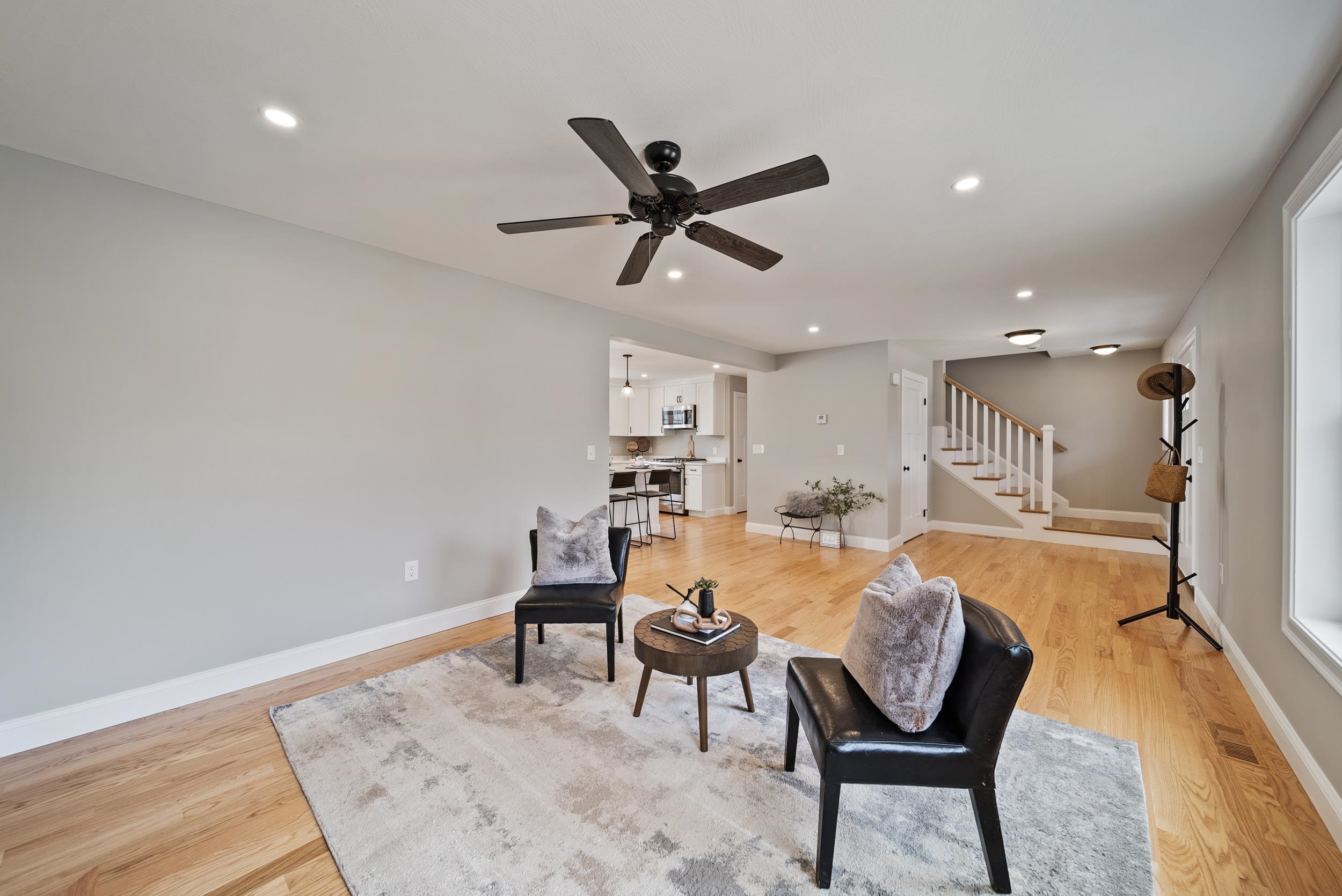 8 Hillside Avenue Derry, NH 03038 - Photo 28 of 32