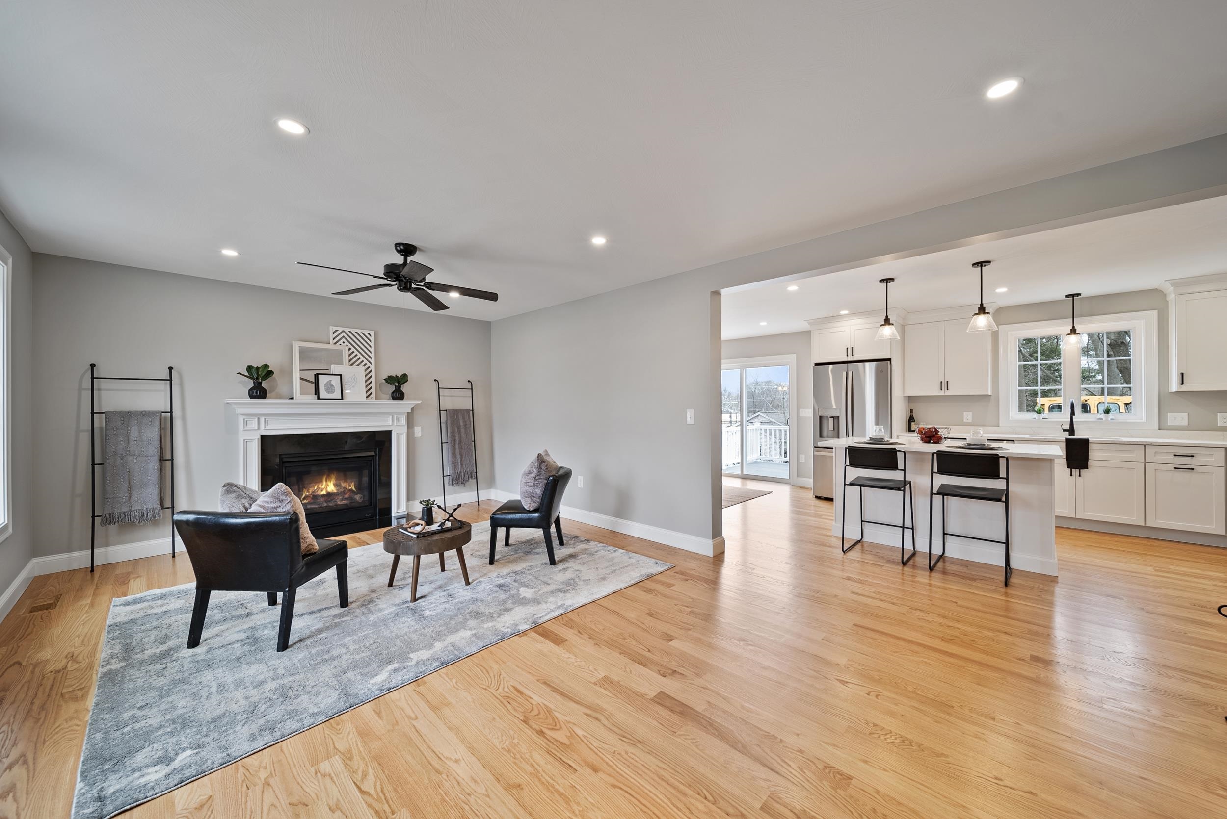 8 Hillside Avenue Derry, NH 03038 - Photo 29 of 32