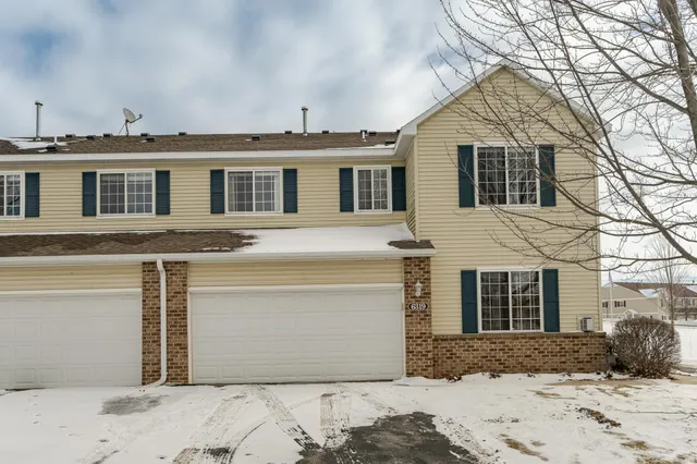 $268,500 | 6319 29th Avenue Northwest, Rochester, MN 55901