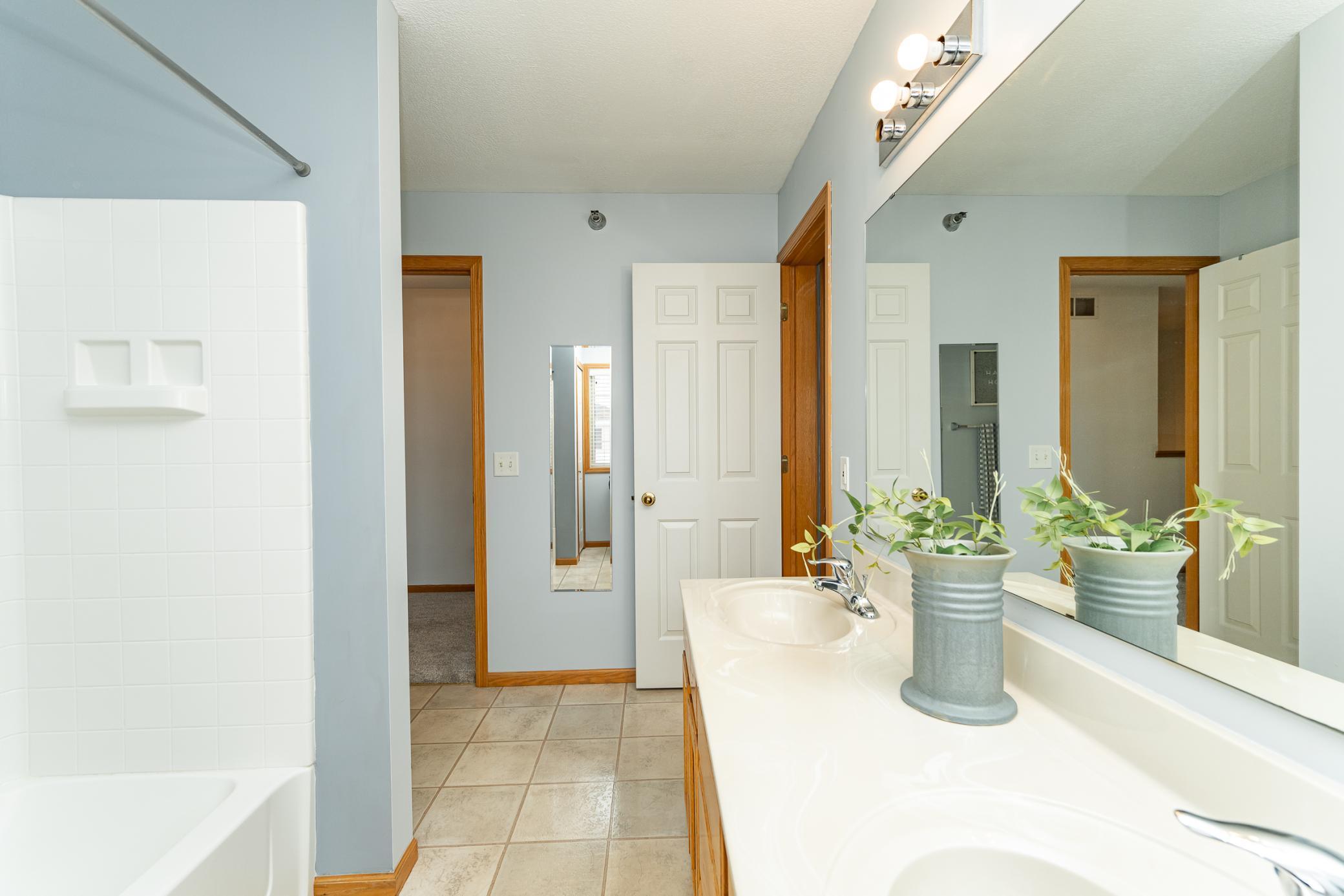 6319 29th Avenue Northwest Rochester, MN 55901 - Photo 18 of 24