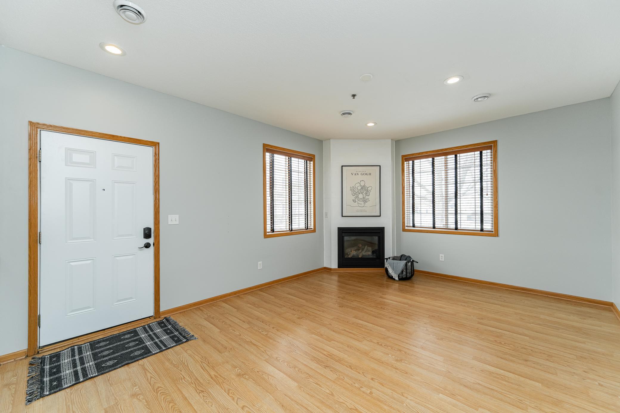 6319 29th Avenue Northwest Rochester, MN 55901 - Photo 9 of 24