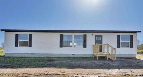$255,000 | 7376 Capac Road, Yale, MI 48097
