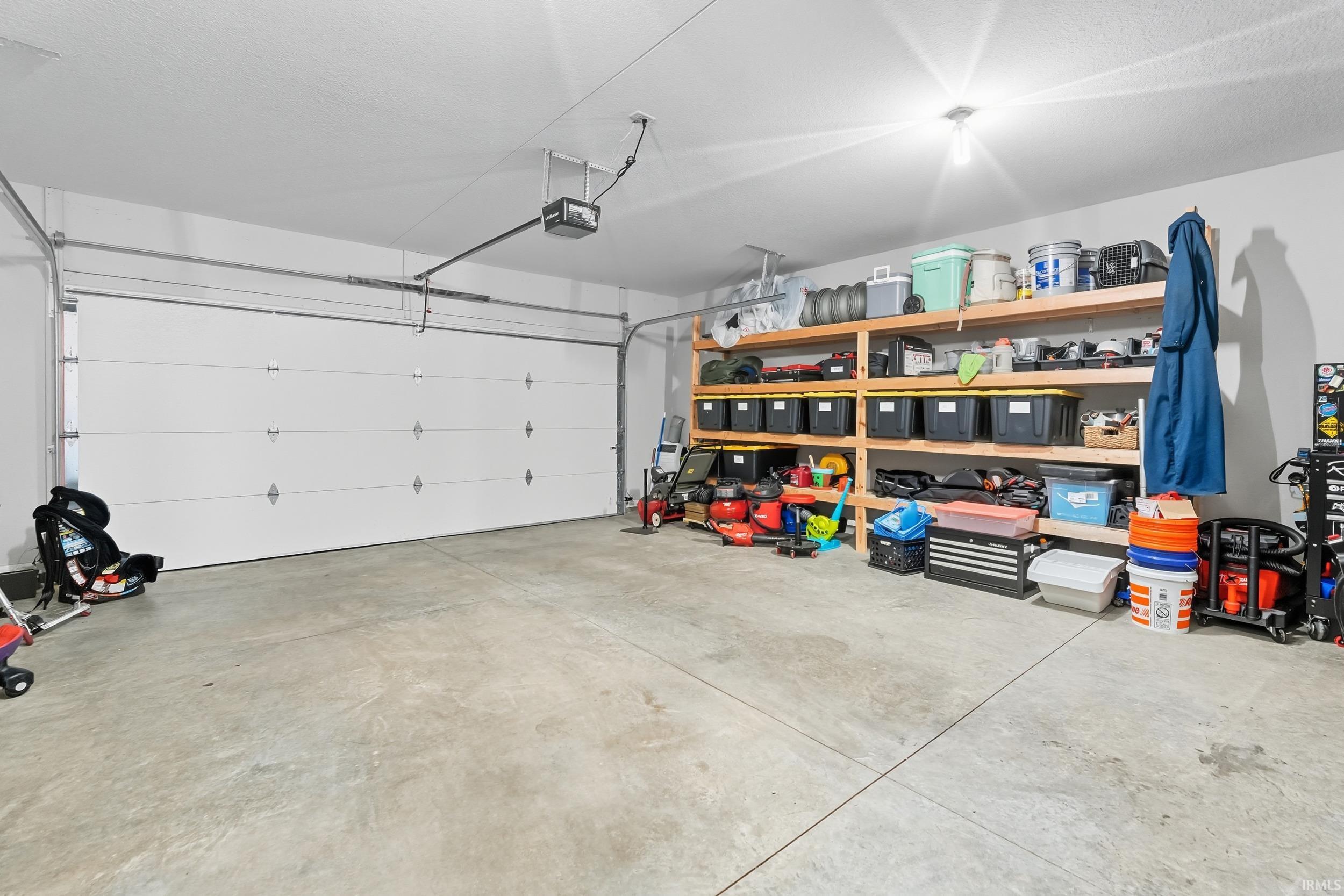 7779 Tumnus Trail Fort Wayne, IN 46835 - Photo 27 of 32