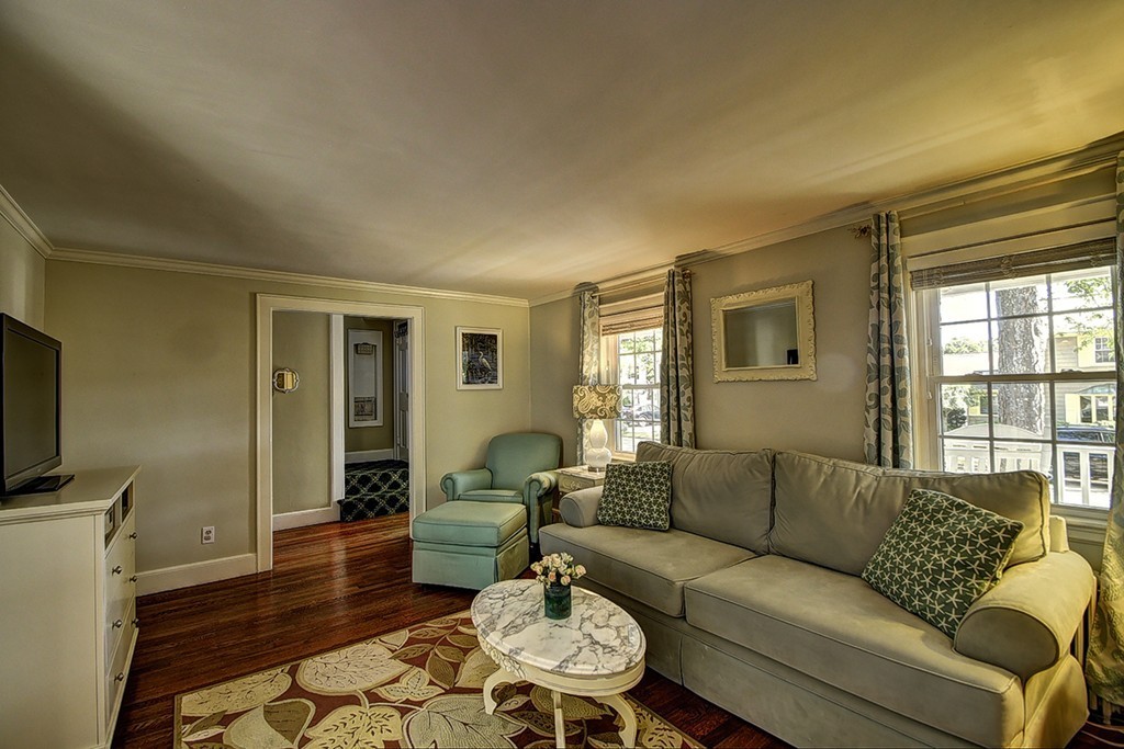 6 Dewitt Road Stoneham, MA 02180 - Photo 4 of 30 Gallery Image 4
