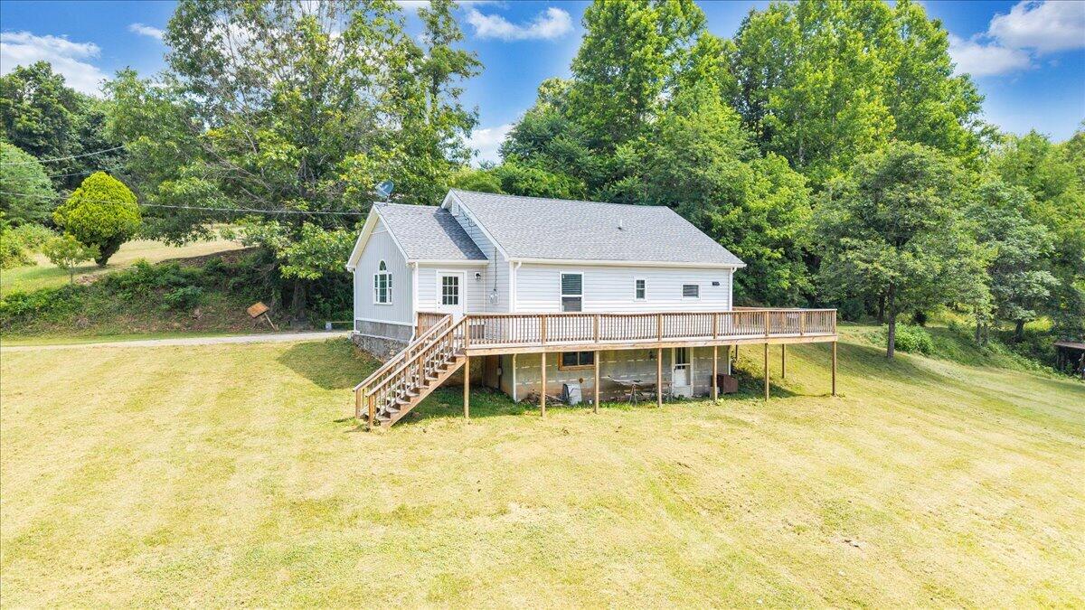 8501 Holly Tree Road Boones Mill, VA 24065 - Photo 31 of 59 31-DJI_20260622111352_0271_D