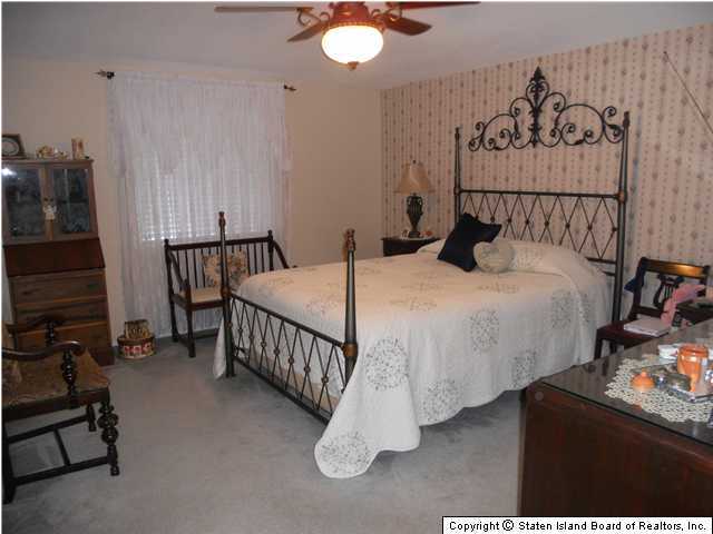 88 Deborah Loop Staten Island, NY 10312 - Photo 11 of 19 Additional Photo