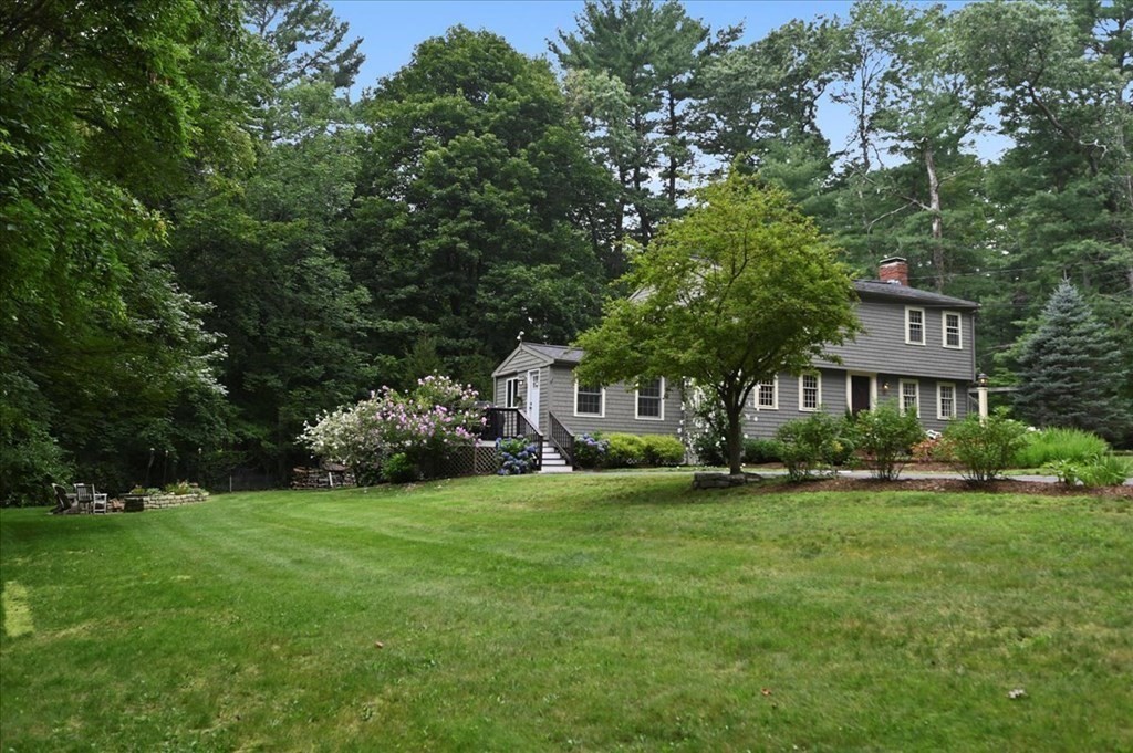 12 Beechtree Road Hanover, MA 02339 - Photo 3 of 35 Gallery Image 3