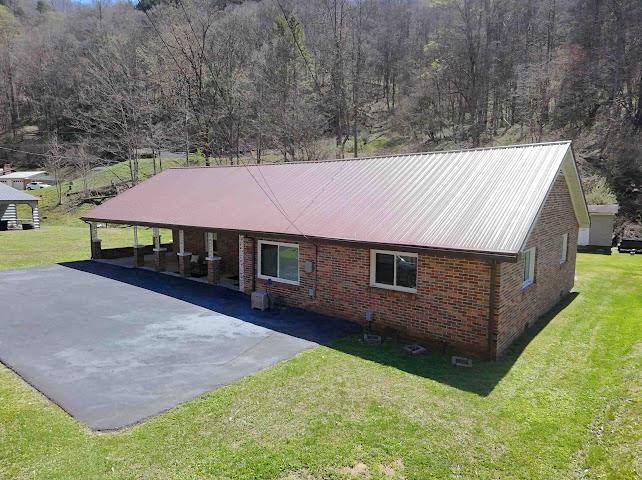 11432 Slate Creek Road Grundy, VA 24614 - Photo 1 of 25 Gallery Image 1