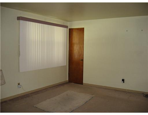 613 River Ridge Road McKeesport, PA 15133 - Photo 2 of 16 Living Room.