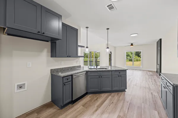 $425,000 | 7771 Highway 14, Brighton, TN 38011