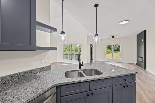 $425,000 | 7771 Highway 14, Brighton, TN 38011