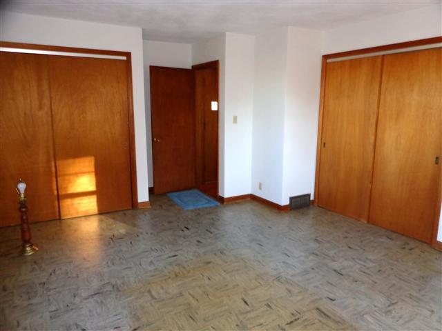 1076 West Becker School Road Freeport, IL 61032 - Photo 7 of 12 an empty room with closet area