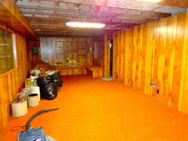 1076 West Becker School Road Freeport, IL 61032 - Photo 10 of 12 a view of a indoor basketball court