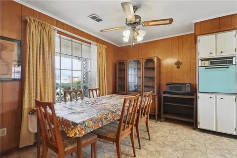 $165,000 | 1037 Maplewood Drive, Harvey, LA 70058