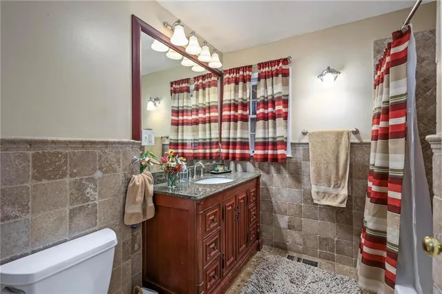 $329,000 | 1309 South College Street, Pittsburg, KS 66762