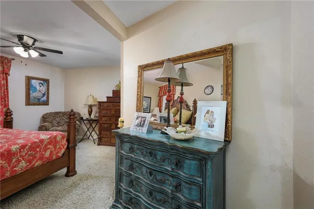 $329,000 | 1309 South College Street, Pittsburg, KS 66762