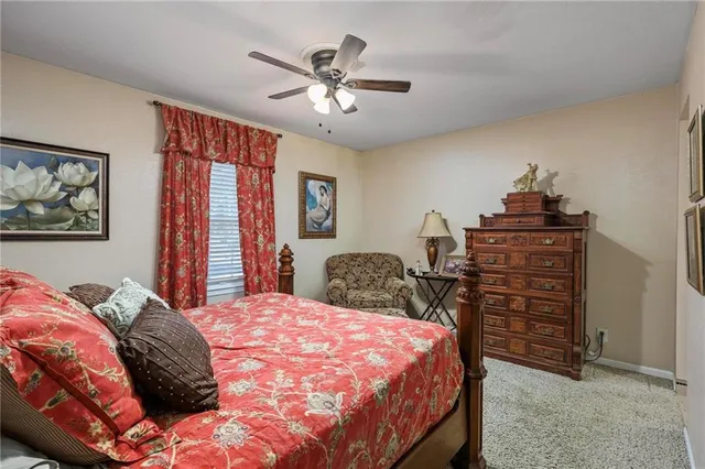 $329,000 | 1309 South College Street, Pittsburg, KS 66762