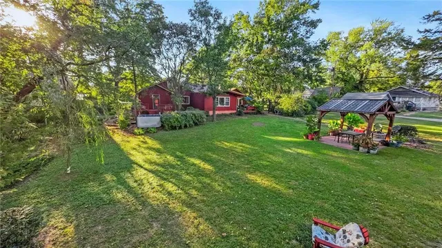 $329,000 | 1309 South College Street, Pittsburg, KS 66762