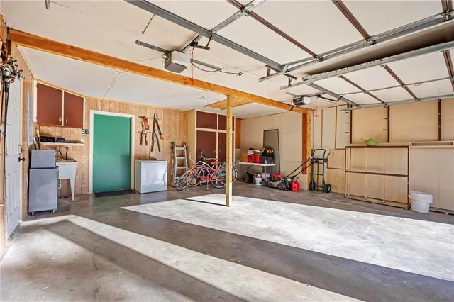 $329,000 | 1309 South College Street, Pittsburg, KS 66762