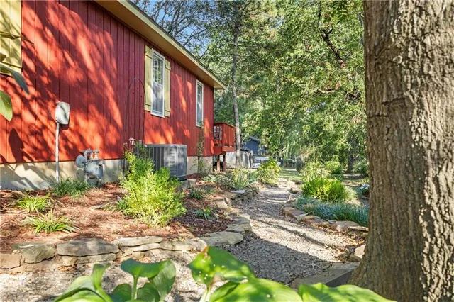 $329,000 | 1309 South College Street, Pittsburg, KS 66762