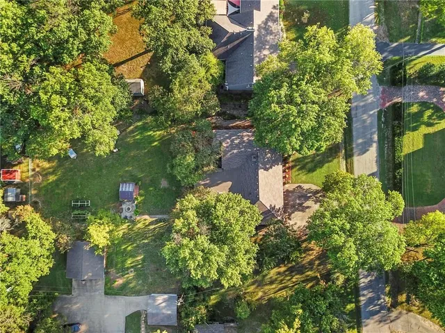 $329,000 | 1309 South College Street, Pittsburg, KS 66762