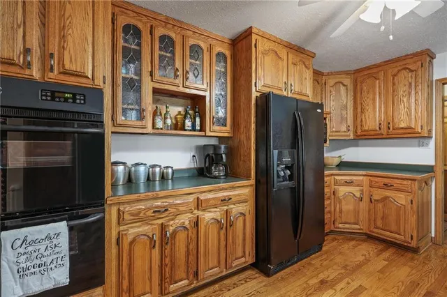 $329,000 | 1309 South College Street, Pittsburg, KS 66762