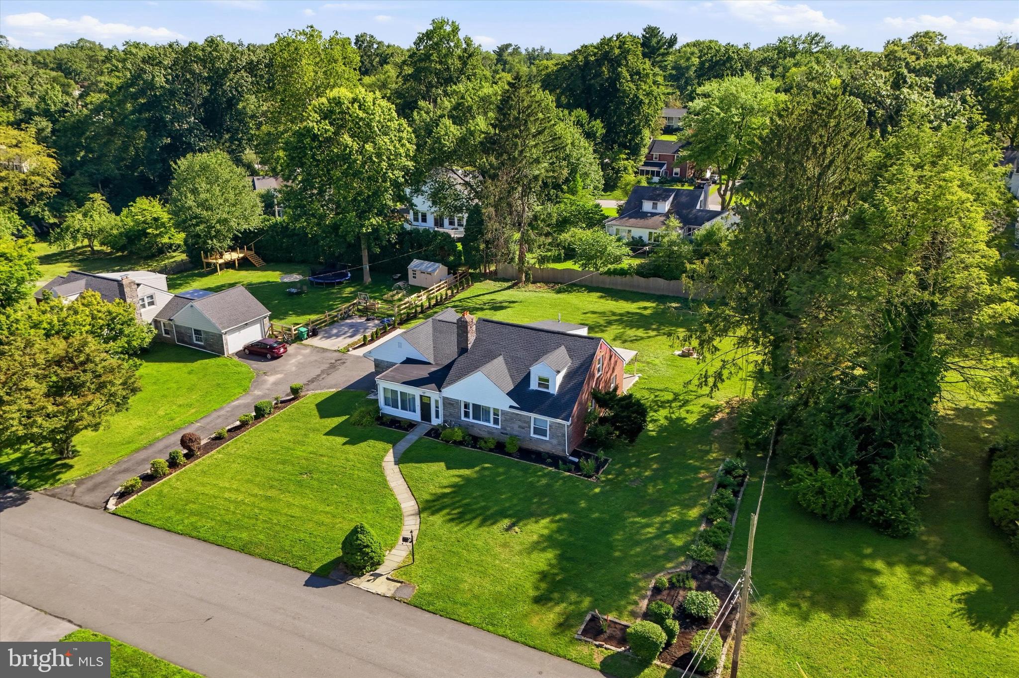 411 Osborne Lane Wallingford, PA 19086 - Photo 48 of 58