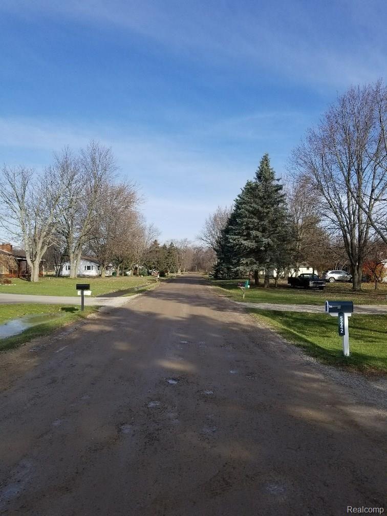 5242 Meadowlawn Road Fowlerville, MI 48836 - Photo 14 of 44 20171120_102027_resized.jpg