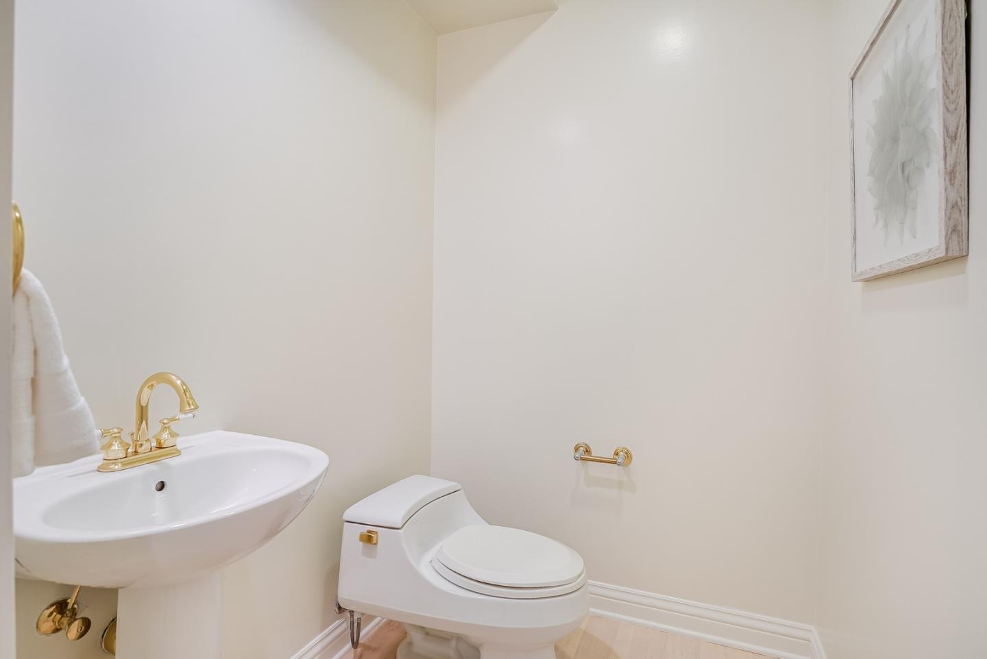 75 Riordan Place Menlo Park, CA 94025 - Photo 24 of 55 a bathroom with a sink a toilet and mirror