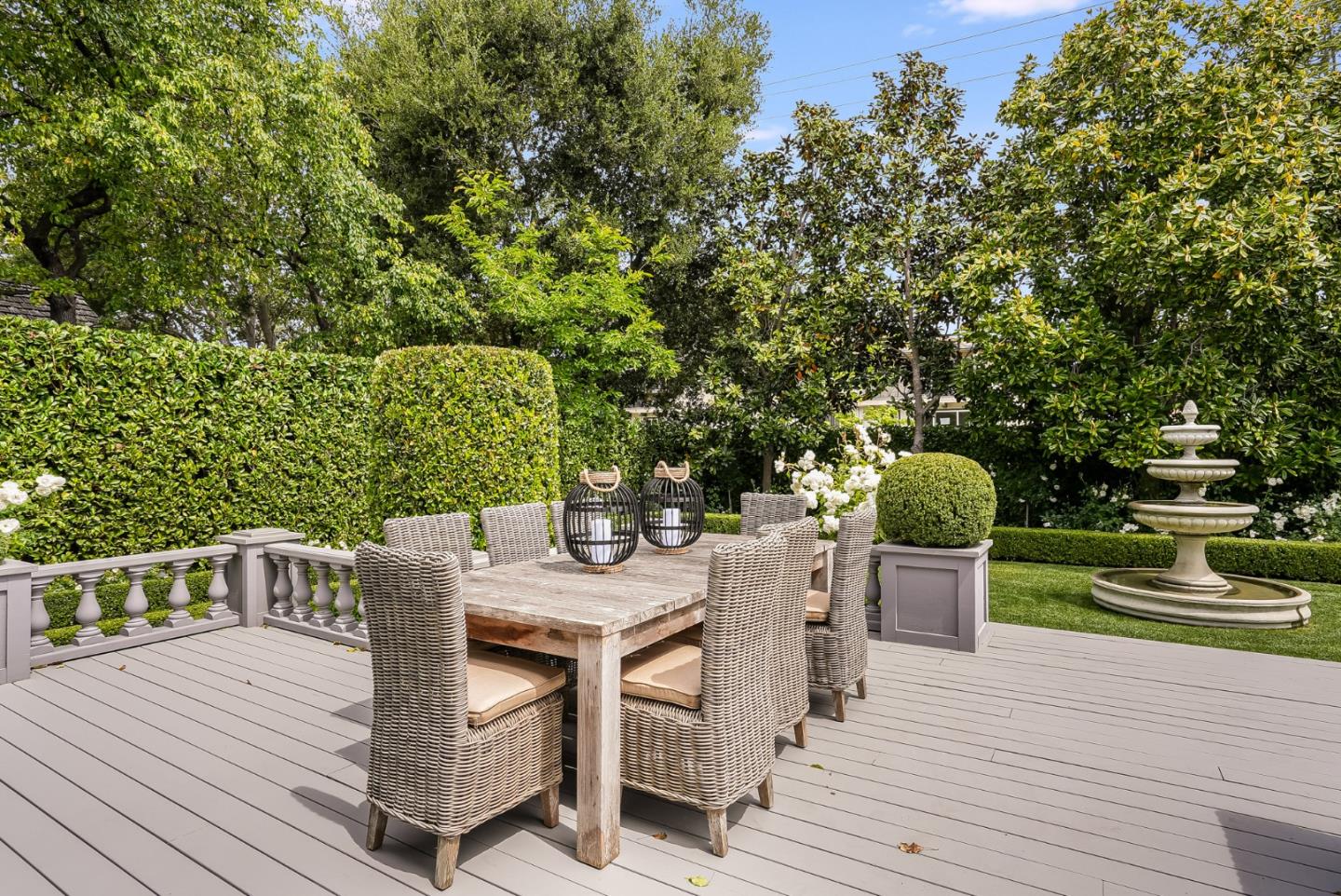 75 Riordan Place Menlo Park, CA 94025 - Photo 41 of 55 a view of a patio with table and chairs with wooden floor and fence