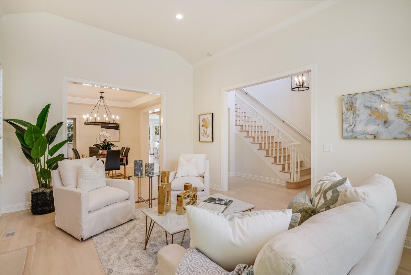 75 Riordan Place Menlo Park, CA 94025 - Photo 5 of 55 a living room with furniture a couch and a potted plant