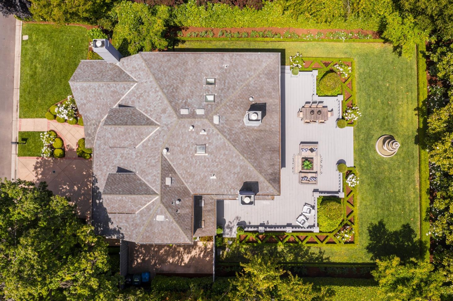 75 Riordan Place Menlo Park, CA 94025 - Photo 52 of 55 an aerial view of a house