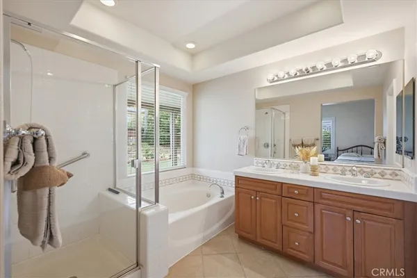 $725,000 | 37052 Almond Circle, Murrieta, CA 92563