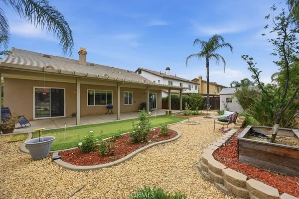 $725,000 | 37052 Almond Circle, Murrieta, CA 92563