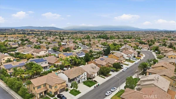 $725,000 | 37052 Almond Circle, Murrieta, CA 92563